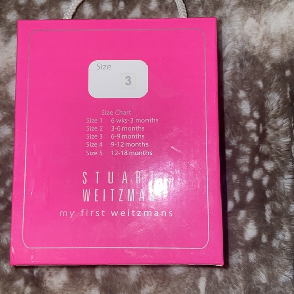 My first weitzmans baby faux fur booties 6-9mo - Picture 3 of 8